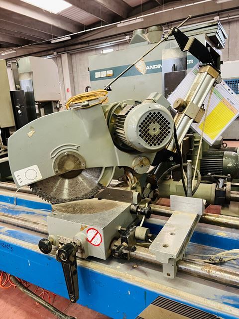 4TC102301-Caselli-Group-DOUBLE-SIDED-CUTTING-SAW-PERTICI-TYPE-UNIVER-330IP (2).jpeg